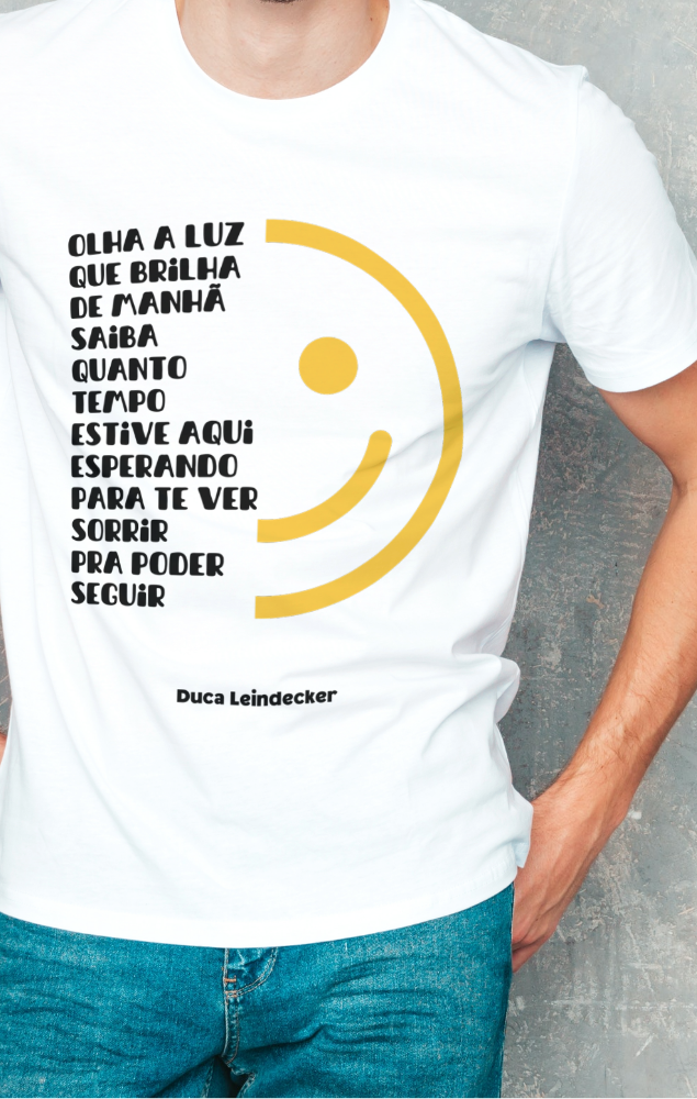 Foto do produto Camiseta O Amanhã Colorido - Smile | Branca